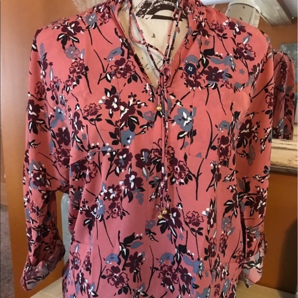 NWT Abercrombie & Fitch Pink Floral Blouse XS & M